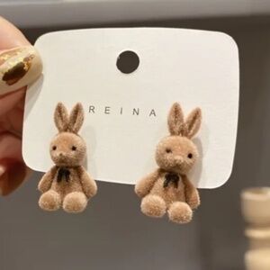 NWT Adorable Fuzzy Brown Bunny Pierced Stud Earrings!